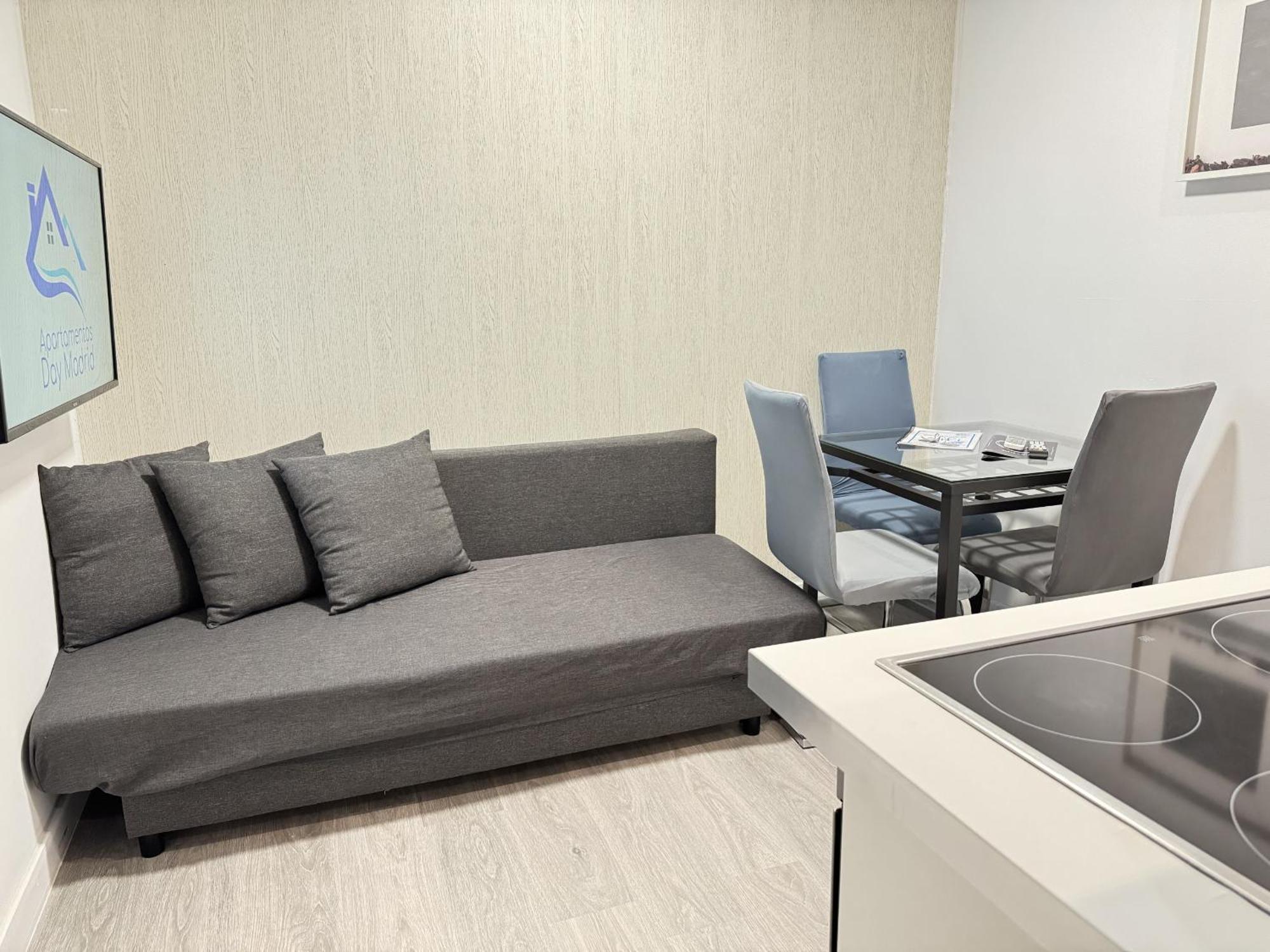 Apartamentos Day Madrid Callao Centro Gran Via Sol Malasana Luaran gambar
