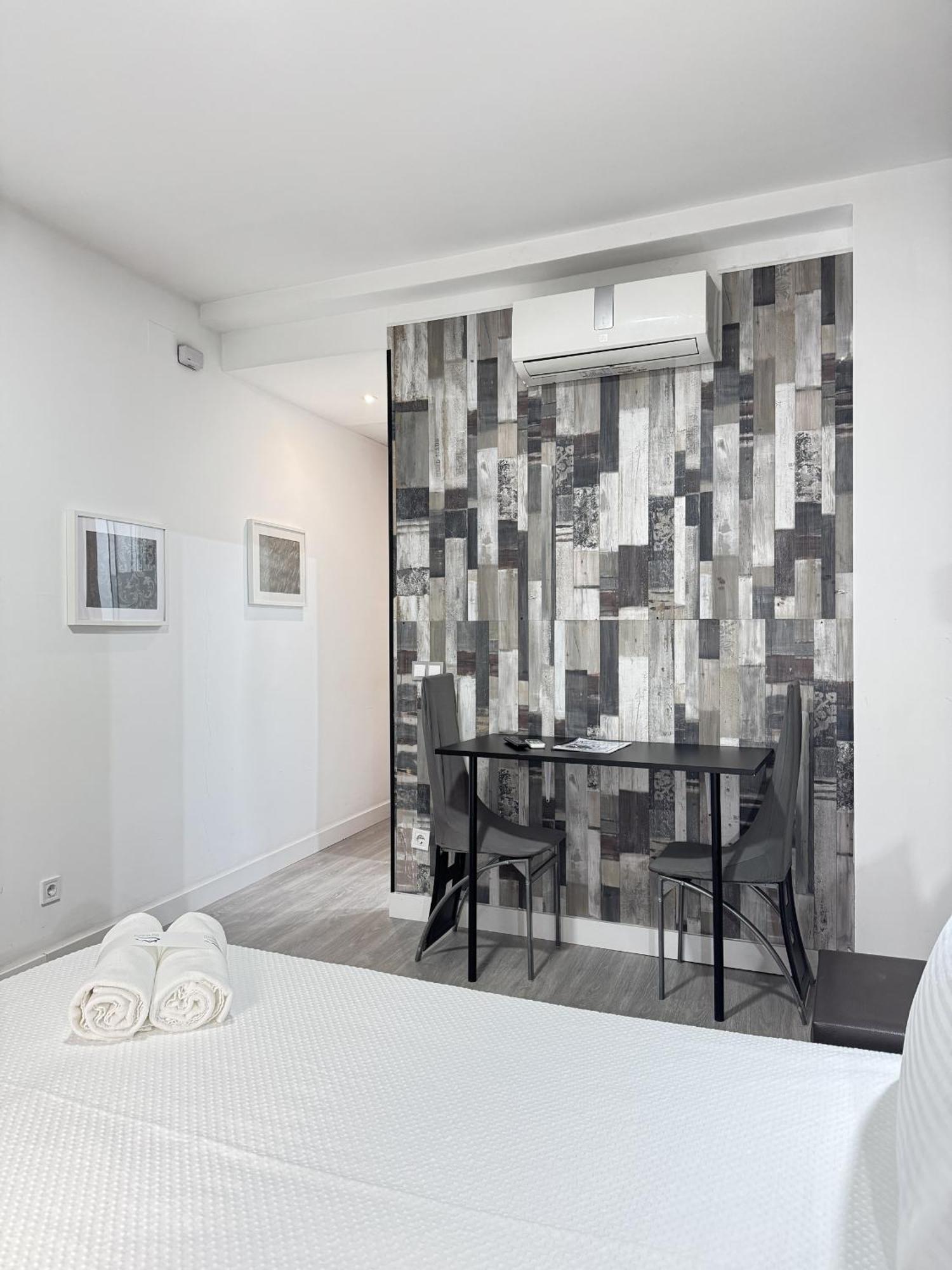 Apartamentos Day Madrid Callao Centro Gran Via Sol Malasana Luaran gambar